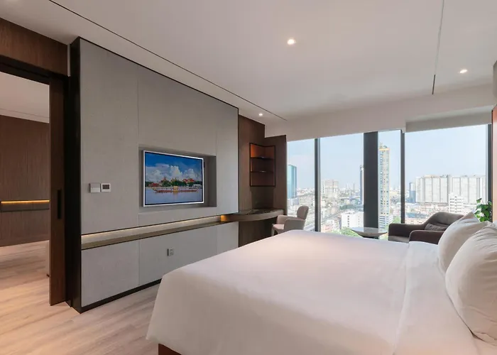 Sz Canalside 4*